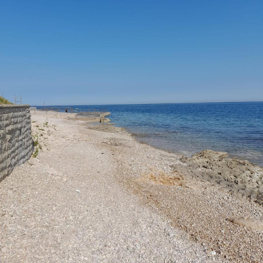 Apartmaji Pri Bosi Nogi Izola Exterior foto
